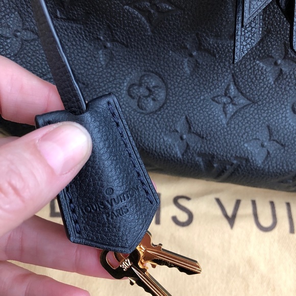 SOLD 🥰🎉 LV speedy 25 bandolier - Picture 4 of 8